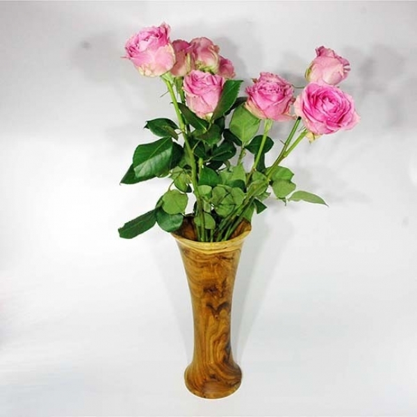 Деревянная ваза для цветов из 